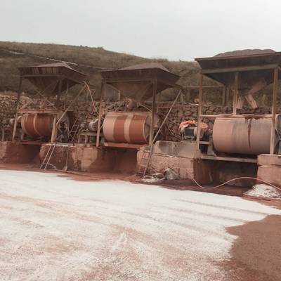 彩色洗米石与金属矿石在水洗石、水磨石及透水路面中的应用